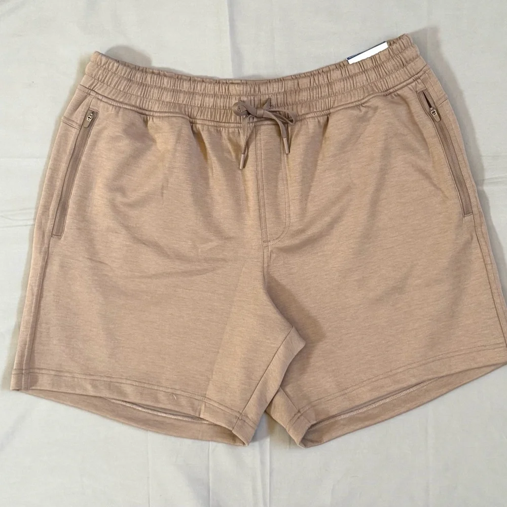 NWT Men’s Asher Short 90° light Brown Size XL - Picture 1 of 6